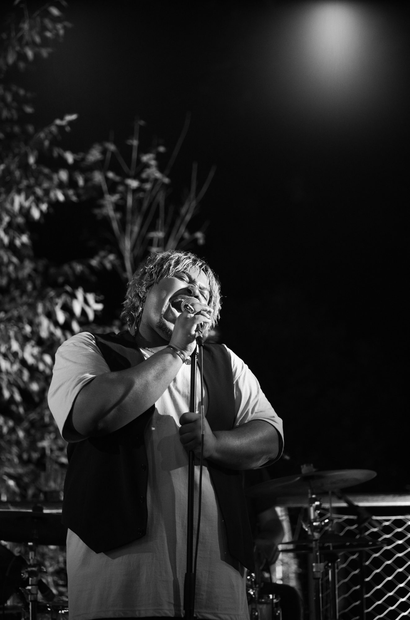Billie Allen + The Pollies play at Tourists, part of the Sing For Your Slumber performer series.